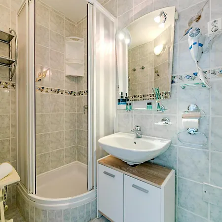 Seaside Apartments Bol Room photo