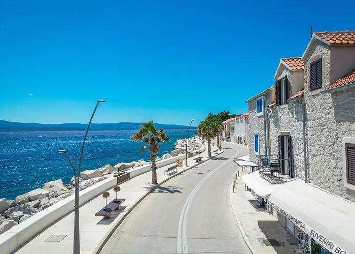 Seaside Apartments Bol