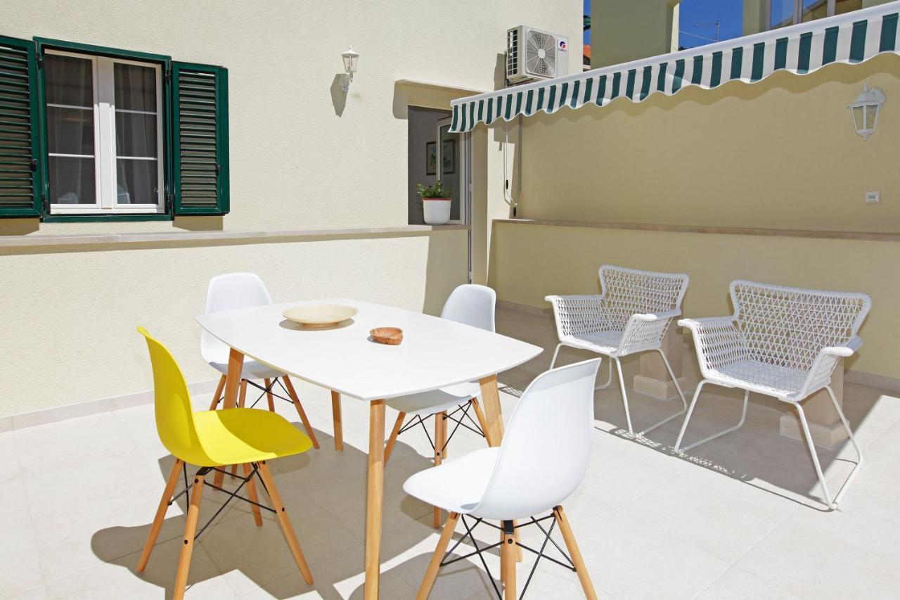 Apartment Seaside Bol