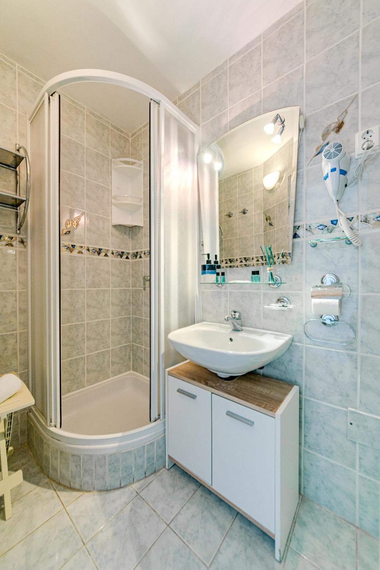Seaside Apartman *